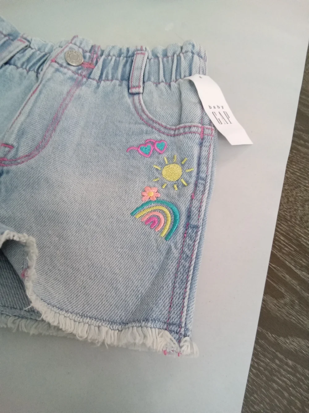 GAP Baby Girls Embroidered Denim Shorts Size 3Y NWT